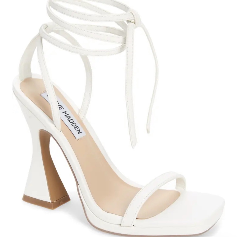 White tie up Steve Madden Heels